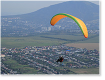 Параавис Рэй на Юце пилотирует Володя Силич (август 2021 г).